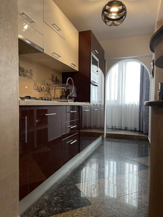 De închiriat | Apartament 2 camere | Bulevardul Decebal | 66 mp | Mobilat 