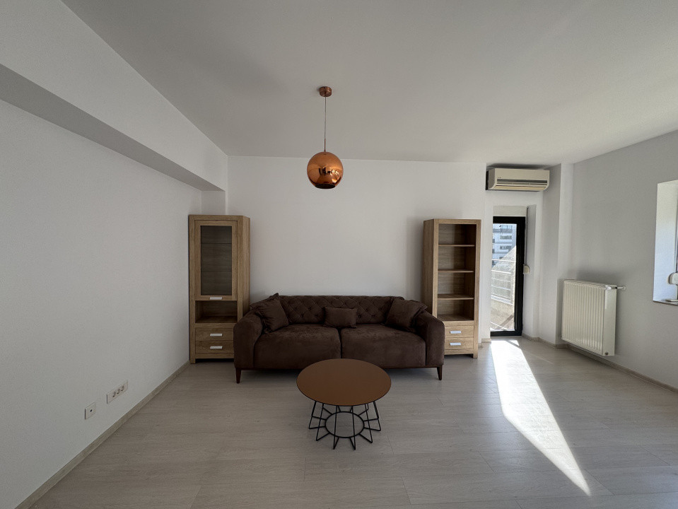 Apartament decomandat cu 3 camere  in  Voluntari 