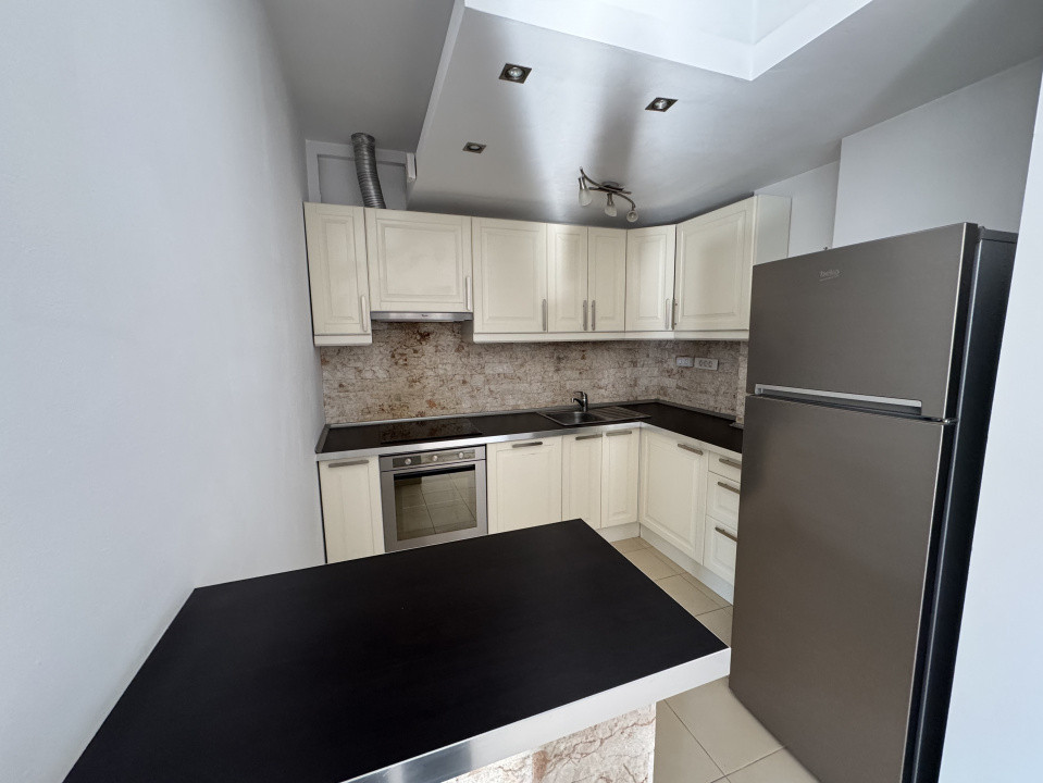 Apartament decomandat cu 3 camere  in  Voluntari 