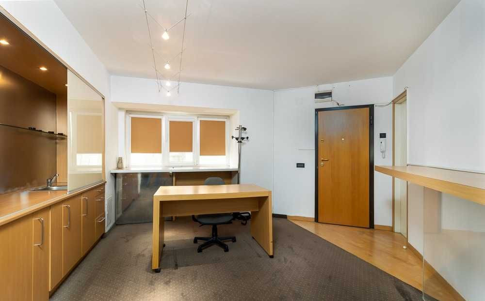 Apartament 5 camere- ultracentral, amenajat pentru birou, zona - Unirii Fantani