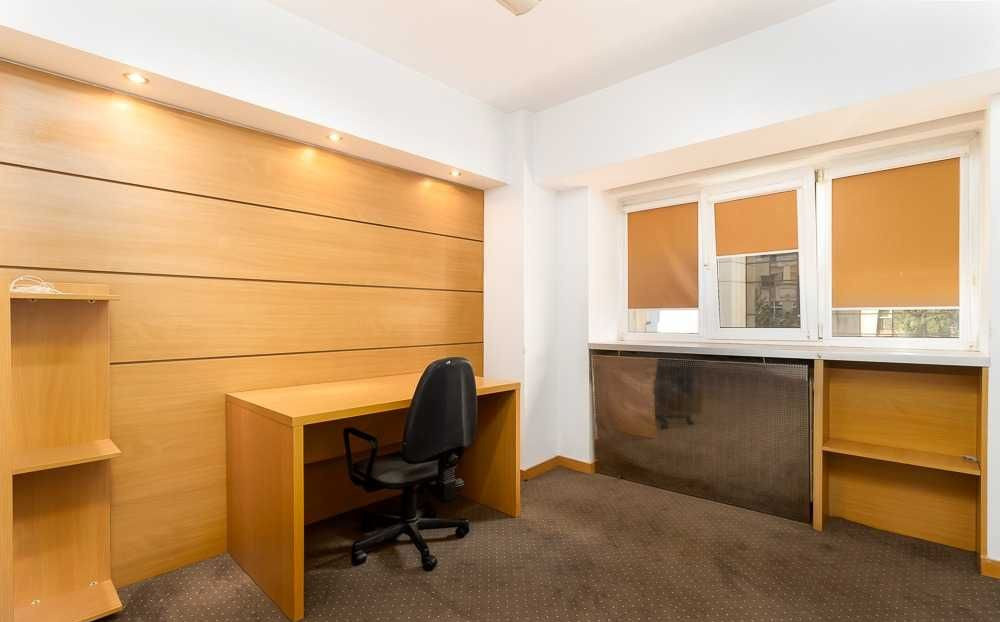 Apartament 5 camere- ultracentral, amenajat pentru birou, zona - Unirii Fantani
