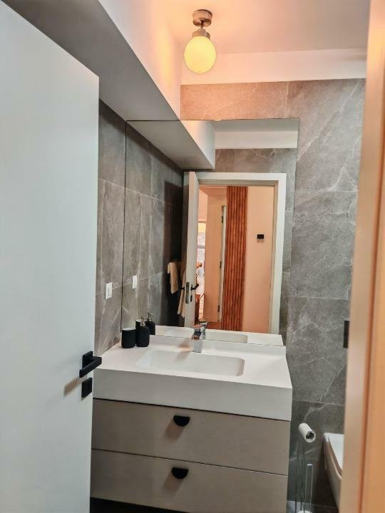Apartament de inchiriat , 2 camere l One Cotroceni 