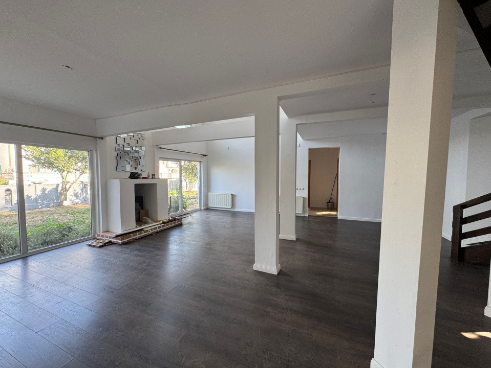 Casa spațioasă cu 3 dormitoare în Pipera 