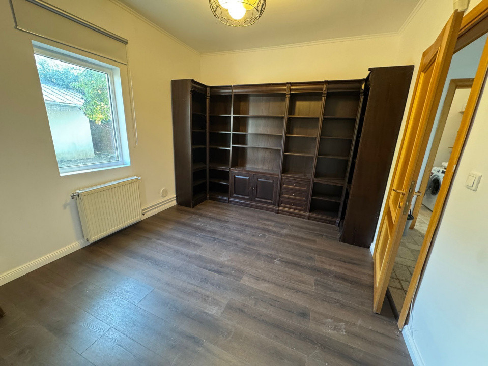 Casa spațioasă cu 3 dormitoare în Pipera 