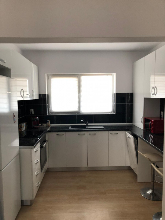 Casa cu 4 camere de inchiriat in Bragadiru 