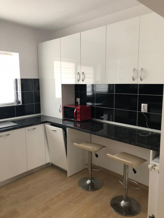 Casa cu 4 camere de inchiriat in Bragadiru 