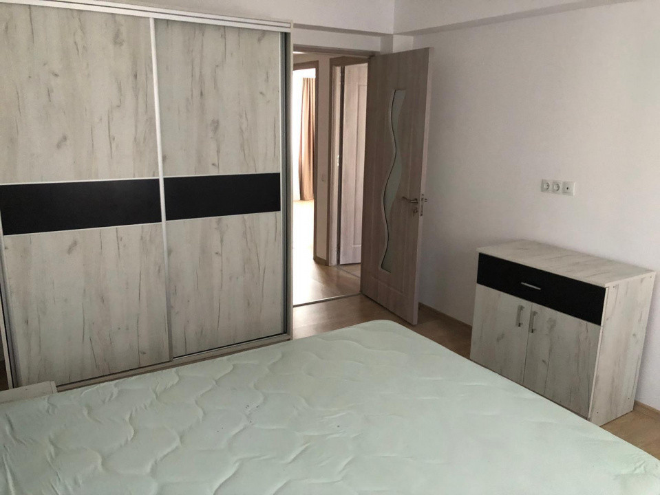 Casa cu 4 camere de inchiriat in Bragadiru 