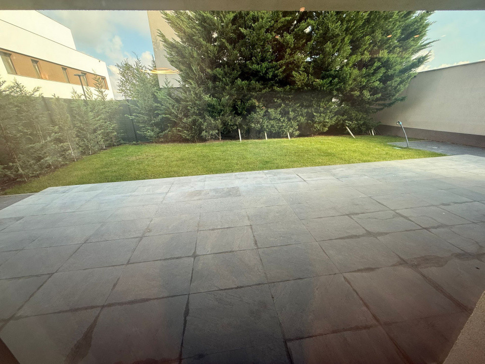 Vilă cu 5 dormitoare în Complex Columbus