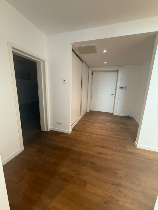 Vilă cu 5 dormitoare în Complex Columbus