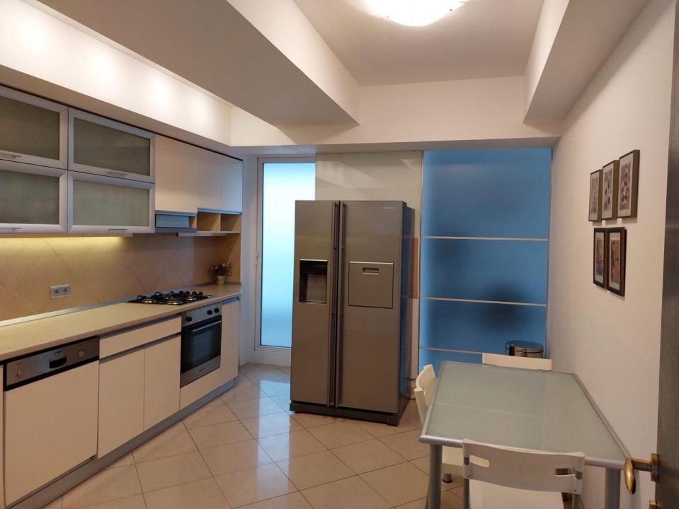 Apartament de lux cu 4 camere Herăstrău