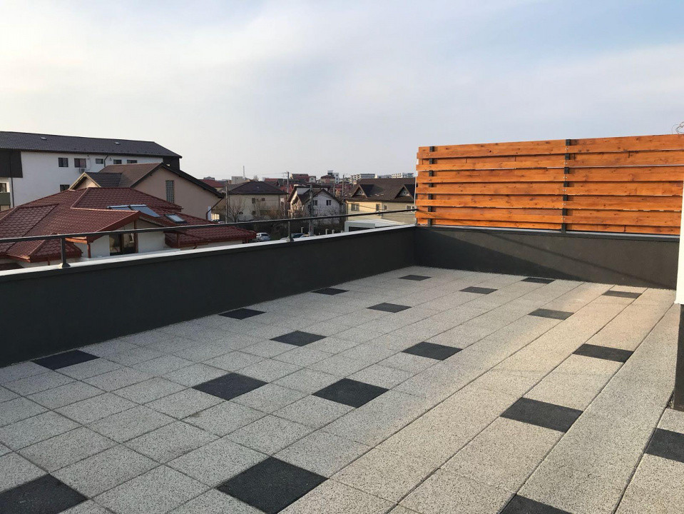 Casa cu 4 camere si curte de inchiriat in Bragadiru