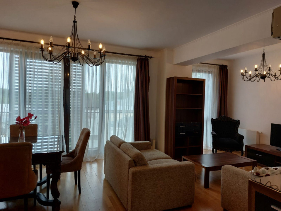 Apartament 3 camere, parcare, balcon, zona Kiseleff