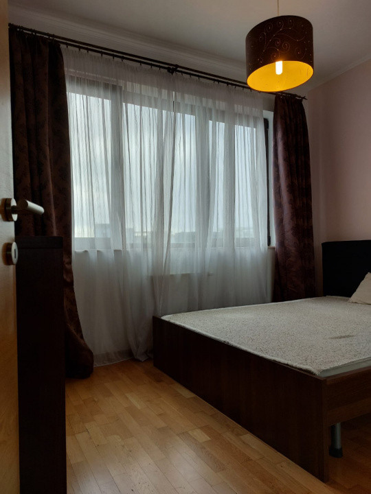 Apartament 3 camere, parcare, balcon, zona Kiseleff