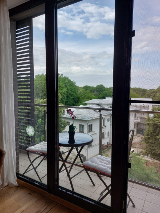 Apartament 3 camere, parcare, balcon, zona Kiseleff