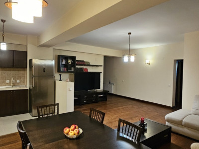Apartament cu 3 camere în Pipera