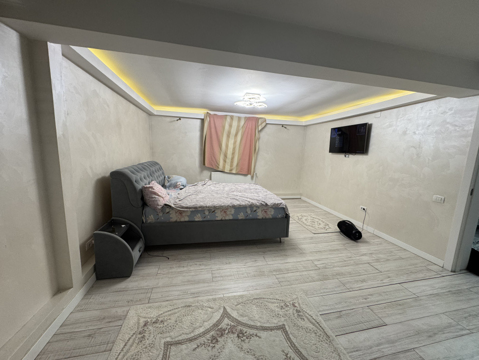 Casă de vânzare  cu 4 camere  în Pipera 