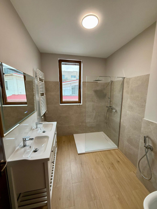 4 camere | 2 locuri de parcare | Floreasca | Vedere Lacul Tei