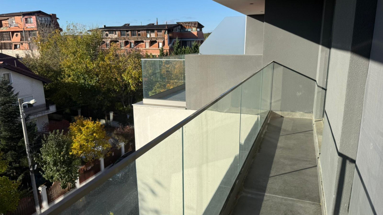 Apartament de lux cu 4 camere, Pipera 