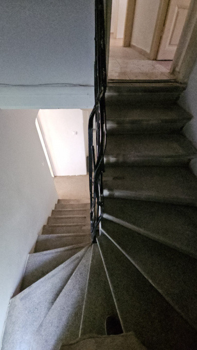 Casă spațioasă de vânzare în Dorobanți, București