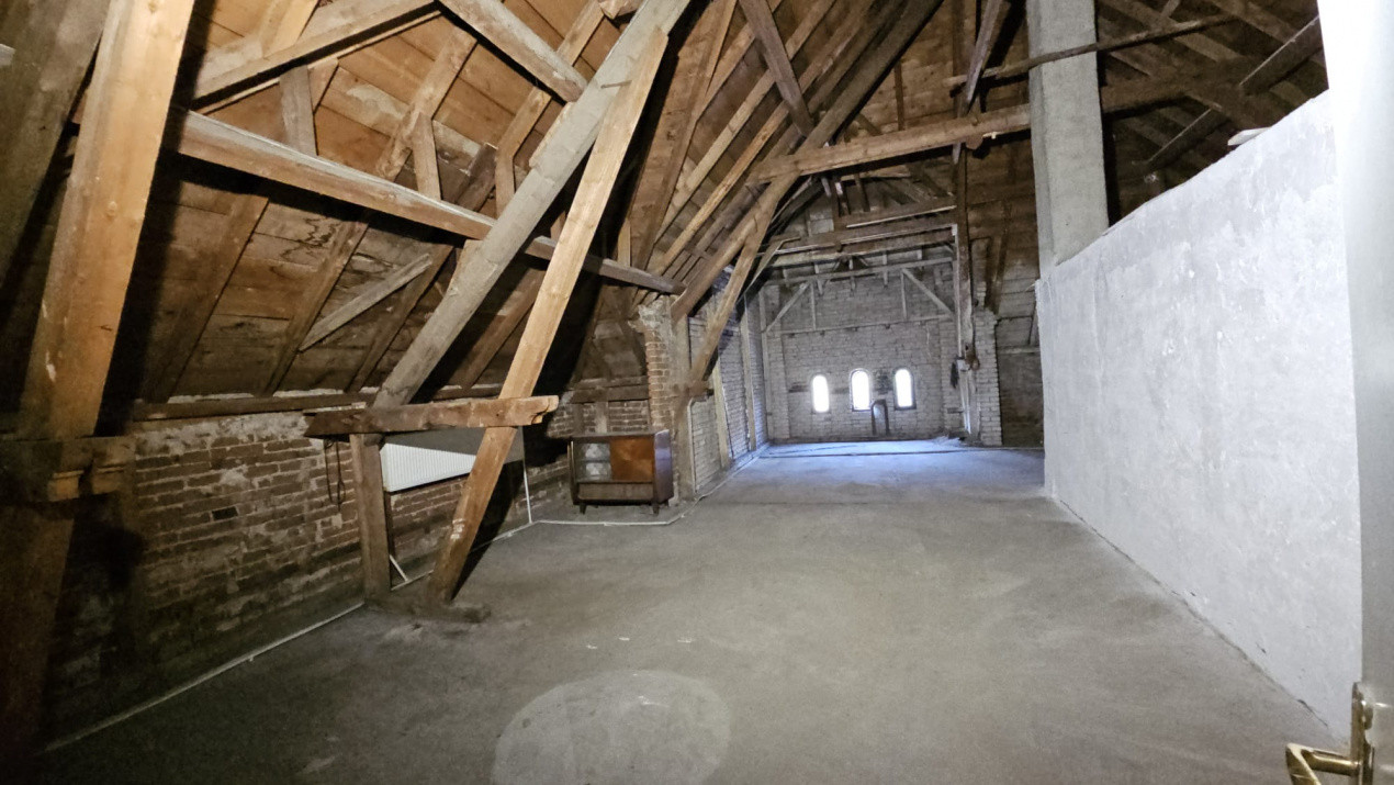 Casă spațioasă de vânzare în Dorobanți, București