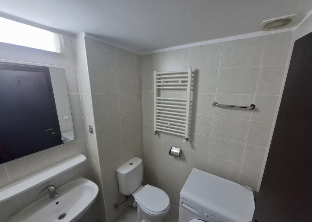 Apartament semidecomandat cu 2 camere, in Colentina
