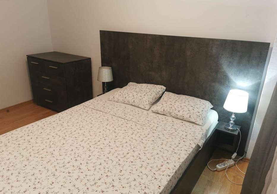 Apartament semidecomandat cu 2 camere Mosilor