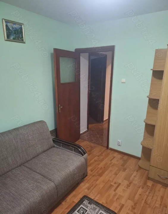 de inchiriat apartament decomandat cu 3 camere, 1 Decembrie 1918