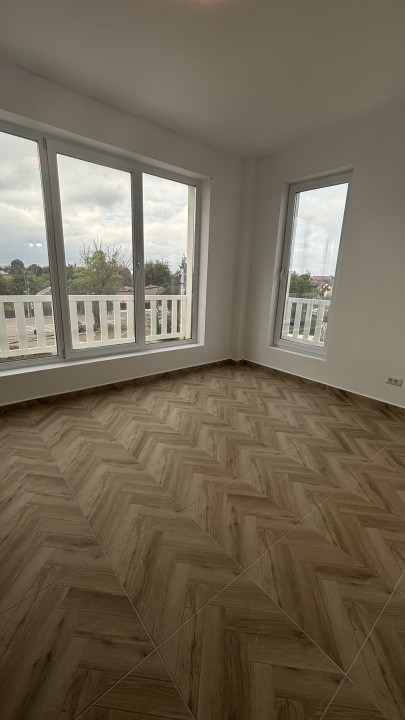 Apartamente și spațiu comercial pachet investițional disponibil