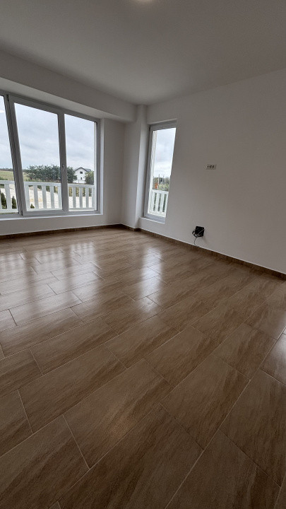 Apartamente și spațiu comercial pachet investițional disponibil