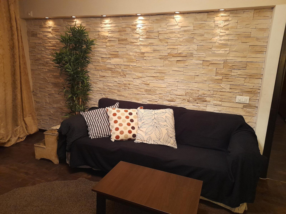 Închiriere apartament 2 camere – loc de parcare