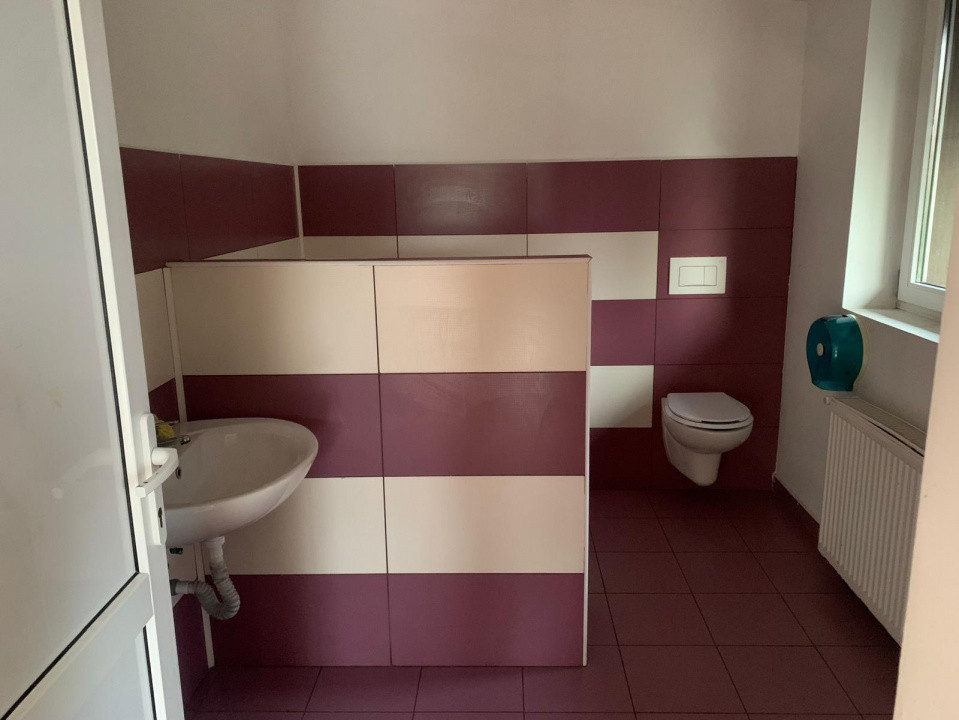 Clădire modernă, versatilă de închiriat