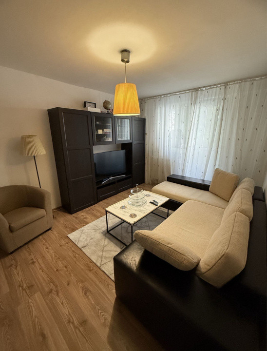 Apartament de închiriat 2 camere I Metrou Victoriei I Parcare