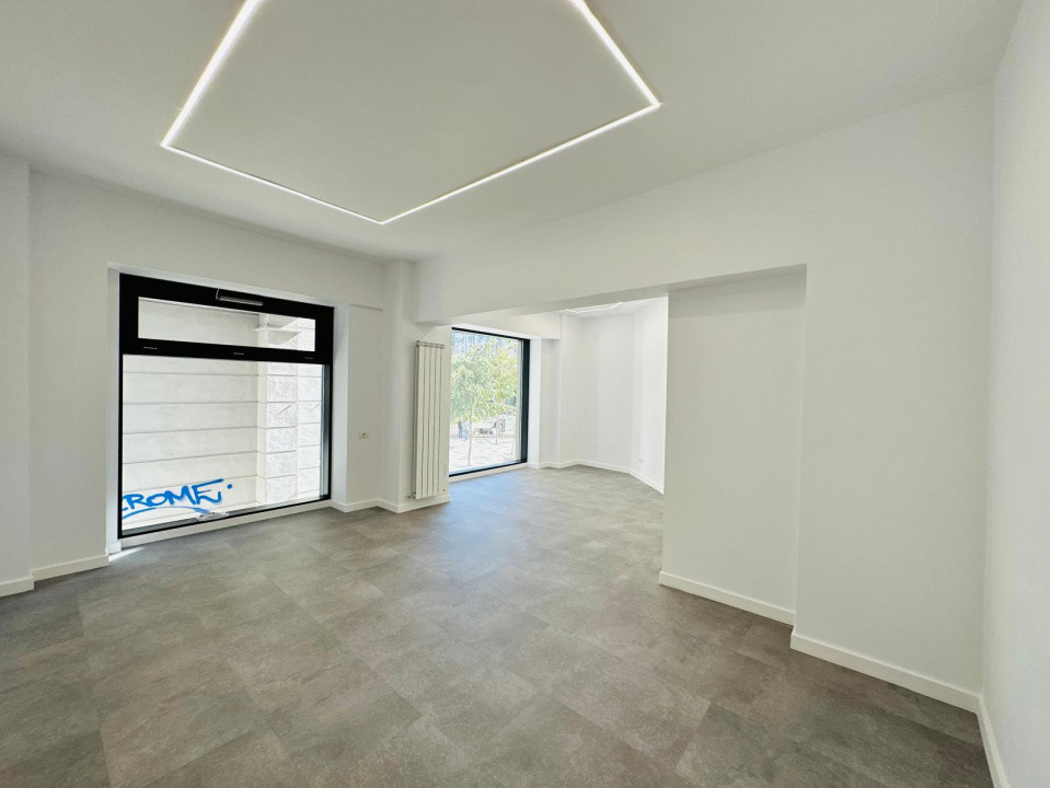 Spatiu comercial stradal de vanzare, 120mp, zona - Decebal