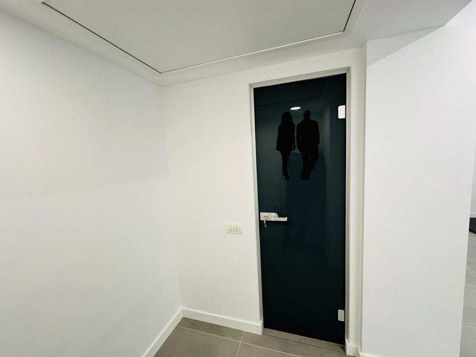 Spatiu comercial stradal de vanzare, 120mp, zona - Decebal