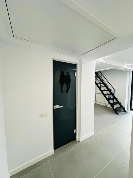 Spatiu comercial stradal de vanzare, 120mp, zona - Decebal