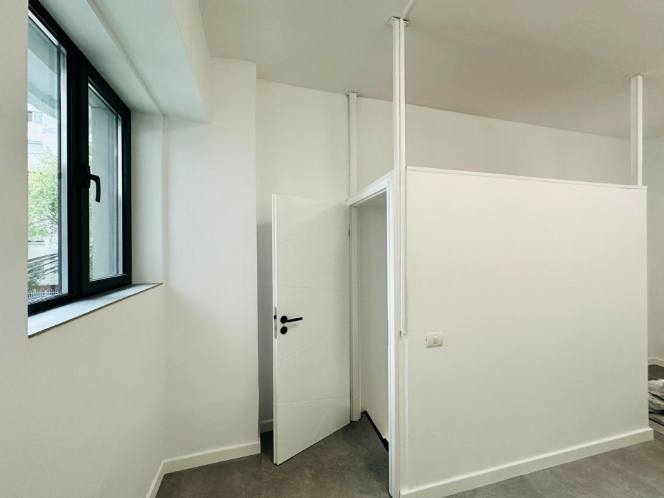 Spatiu comercial stradal de vanzare, 120mp, zona - Decebal