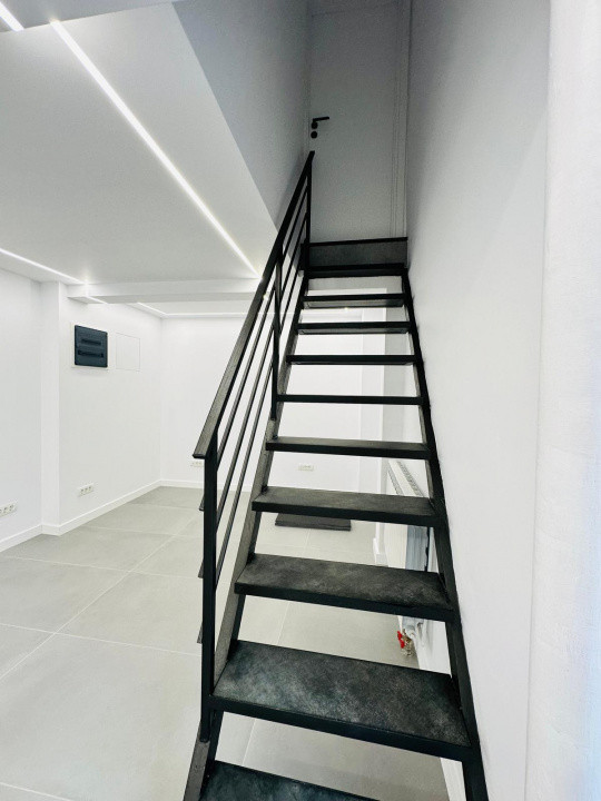 Spatiu comercial stradal de vanzare, 120mp, zona - Decebal