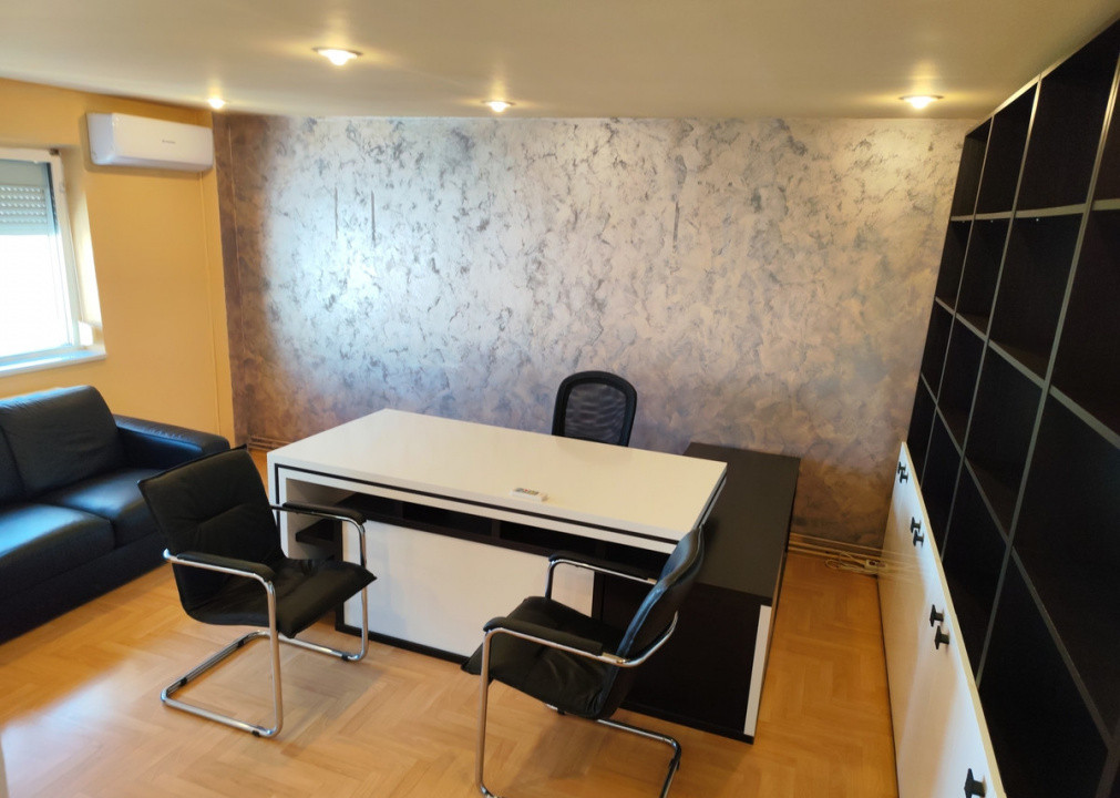 Apartament 3 camere- spatiu pentru birou