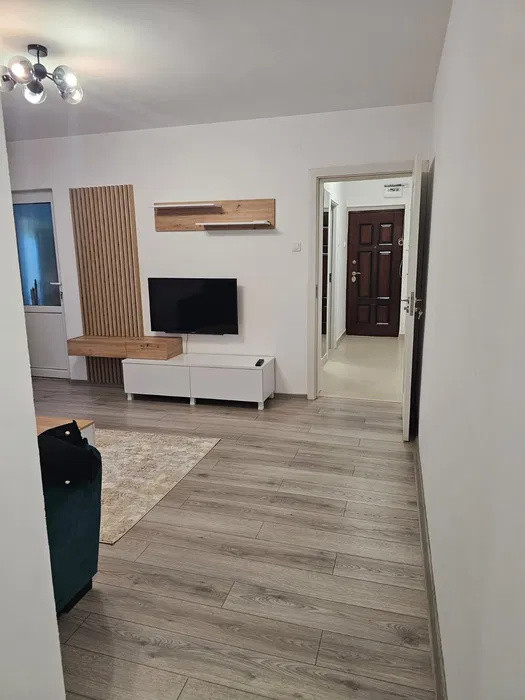 Apartament 3 camere Campia Libertatii
