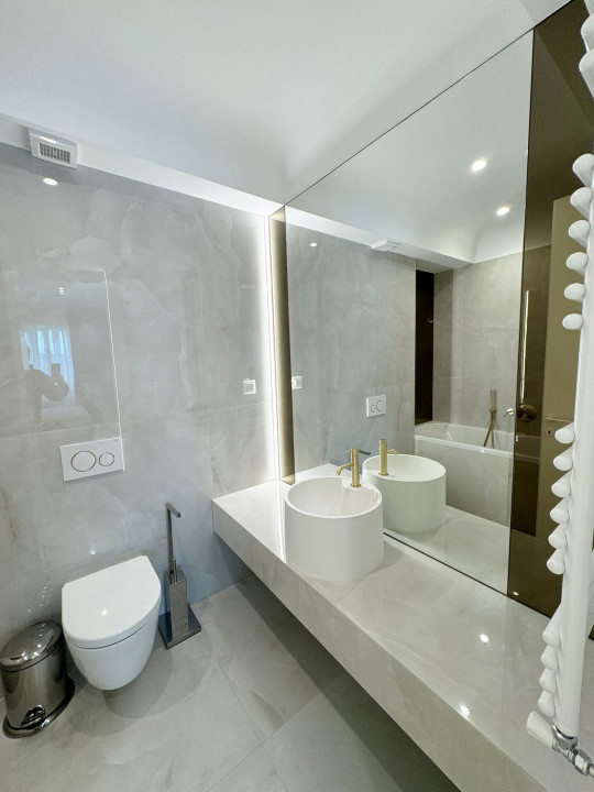 De închiriat | Apartament 3 camere lux | Cortina North | Prima închiriere