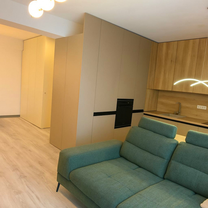 De inchiriat Apartament 3 camere- Bucurestii Noi