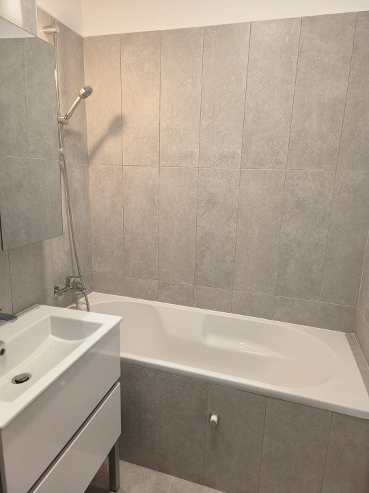 De inchiriat Apartament 3 camere- Bucurestii Noi