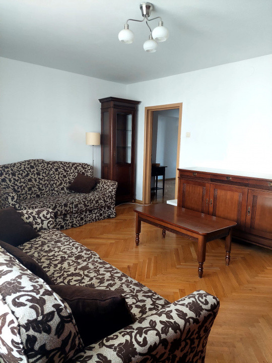 De închiriat | Apartament 4 camere | Tei | Mobilat complet