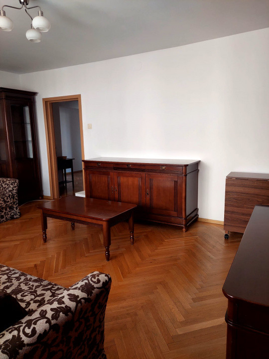 De închiriat | Apartament 4 camere | Tei | Mobilat complet