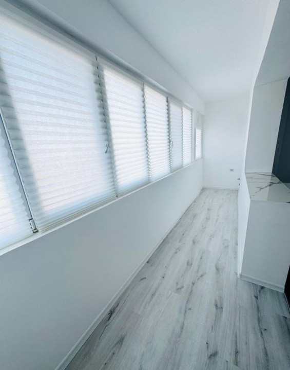 De vanzare, apartament 3 camere, 69mp, zona - Titan