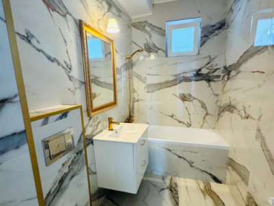 De vanzare, apartament 3 camere, 69mp, zona - Titan