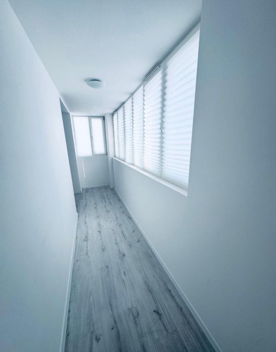 De vanzare, apartament 3 camere, 67mp, zona - Titan