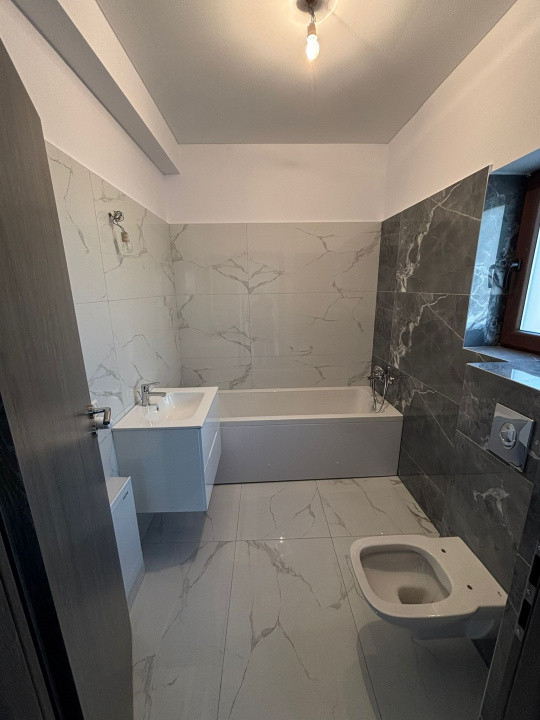 De închiriat – Casă nouă P+1E+M–  Dobroesti