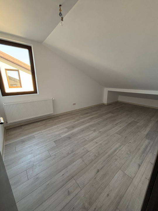De închiriat – Casă nouă P+1E+M–  Dobroesti