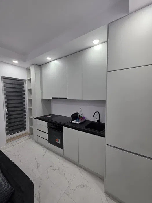 De închiriat | Apartament 3 camere | Cosmopolis | Parcare inclusă